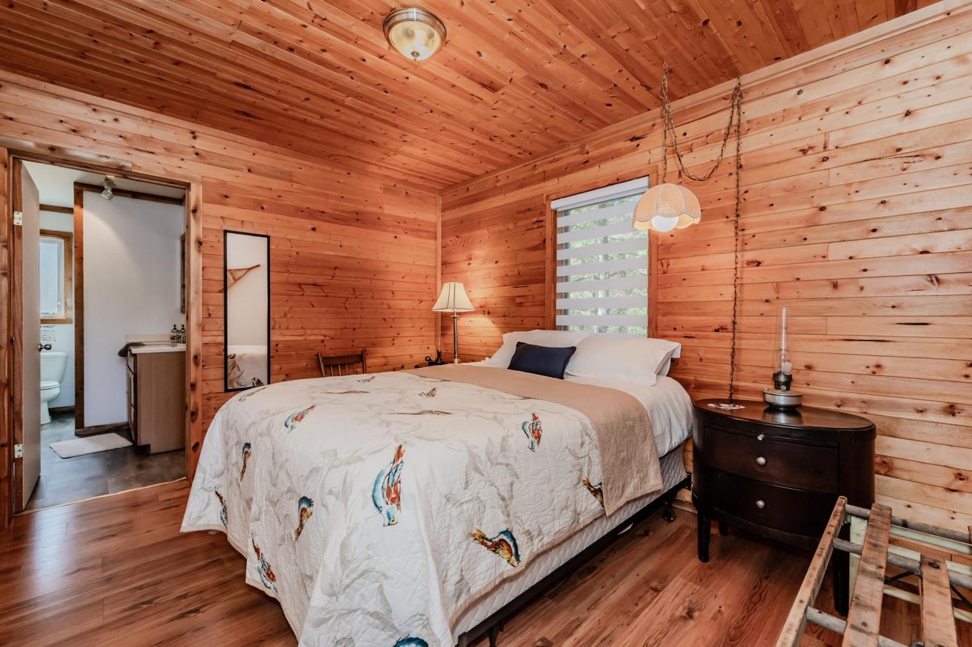 Holiday home Lakeview Loft A-frame Escape Tobermory