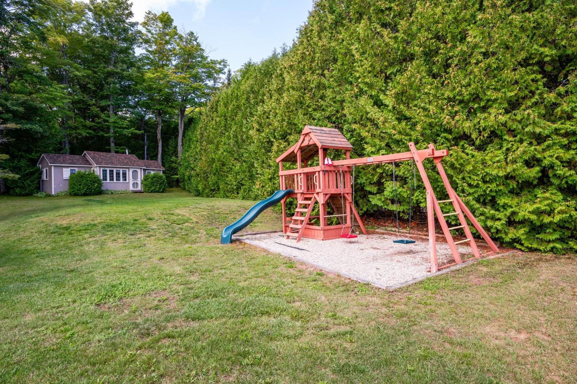 Holiday home Grotto Escape Unwind At Cameron Lakehouse
