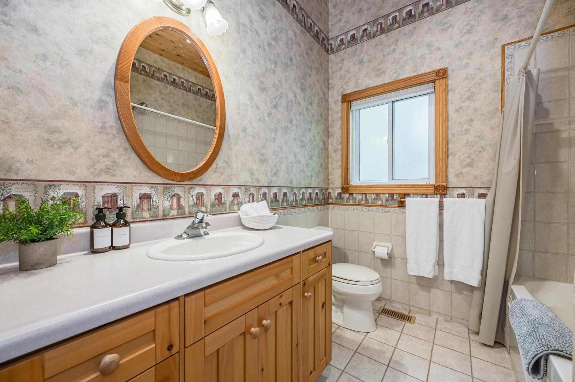 Holiday home Grotto Escape Unwind At Cameron Lakehouse *